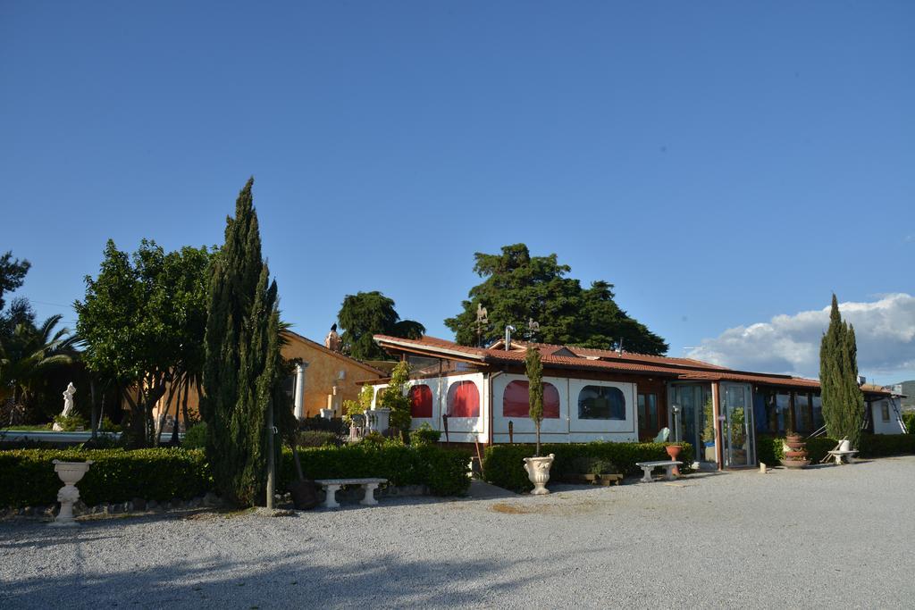 Agriturismo Borgo Dell'Aschetto Marina di Cerveteri Exterior photo
